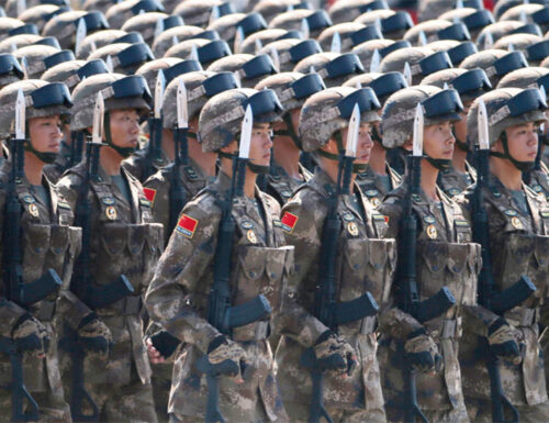 Gli strateghi militari cinesi hanno invitato Pechino a prepararsi alla guerra con l’India